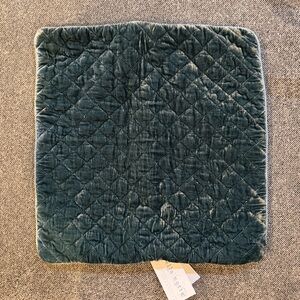 NWT Bella Notte Silk Blend Quilted Throw Pillow Sham 18x18 Mineral Blue New